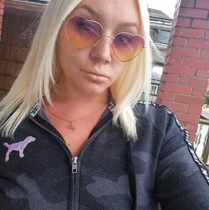 Meet your Posher, Stephana